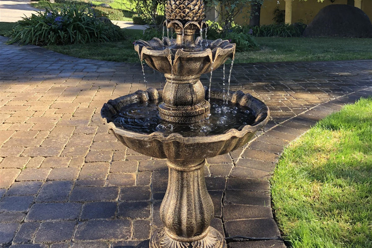 Features Of Bernini Plug-In Fountain